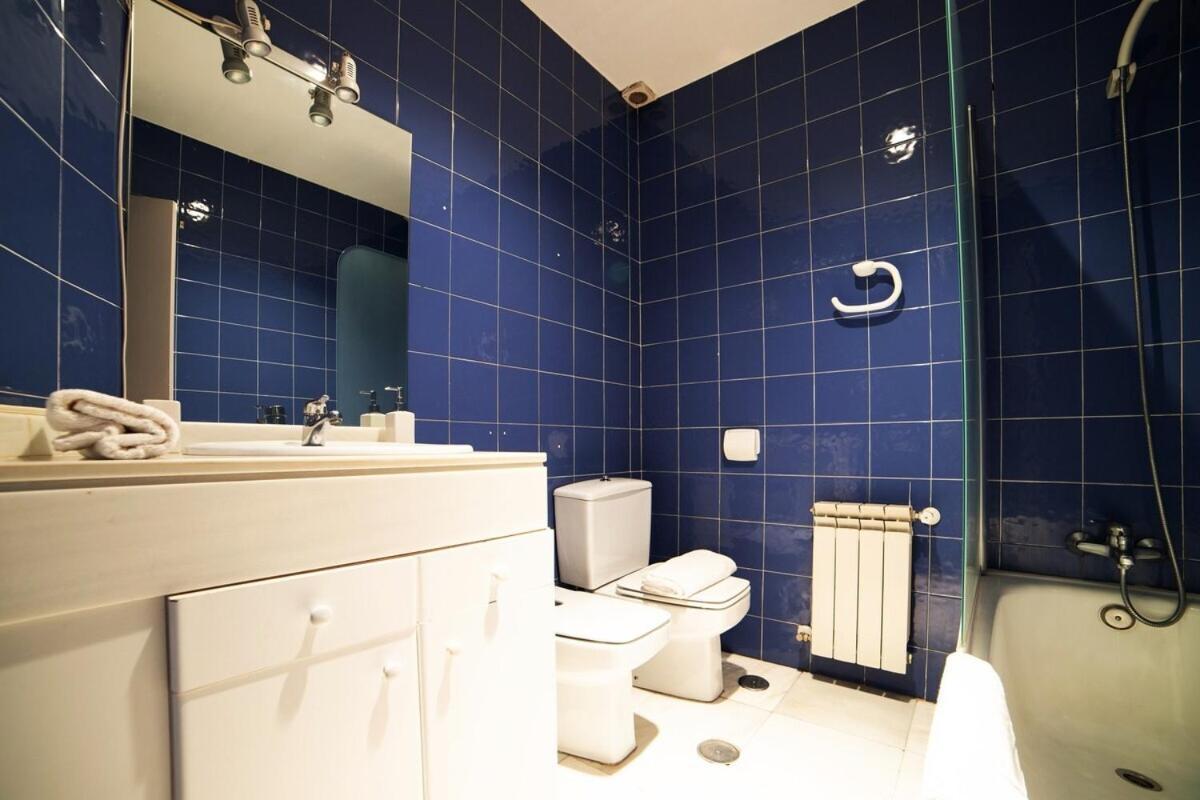 Bright Apartment In Historical City Center Madrid Esterno foto